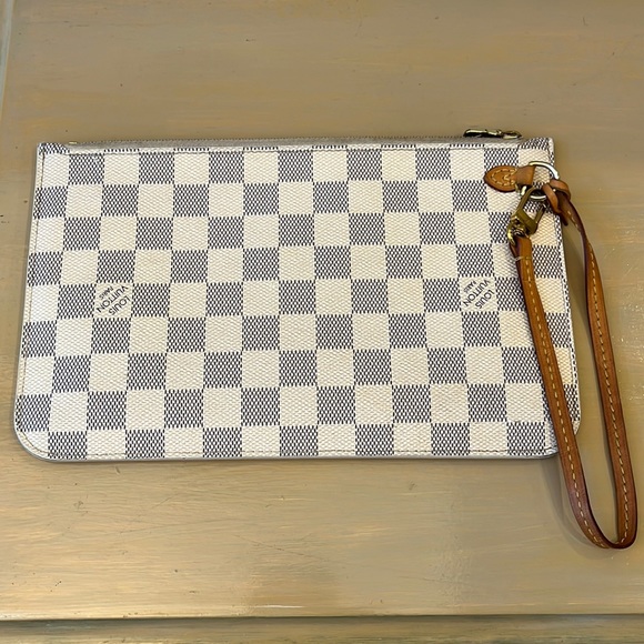 Louis Vuitton large Damier Azur Accessories clutch - Picture 1 of 6